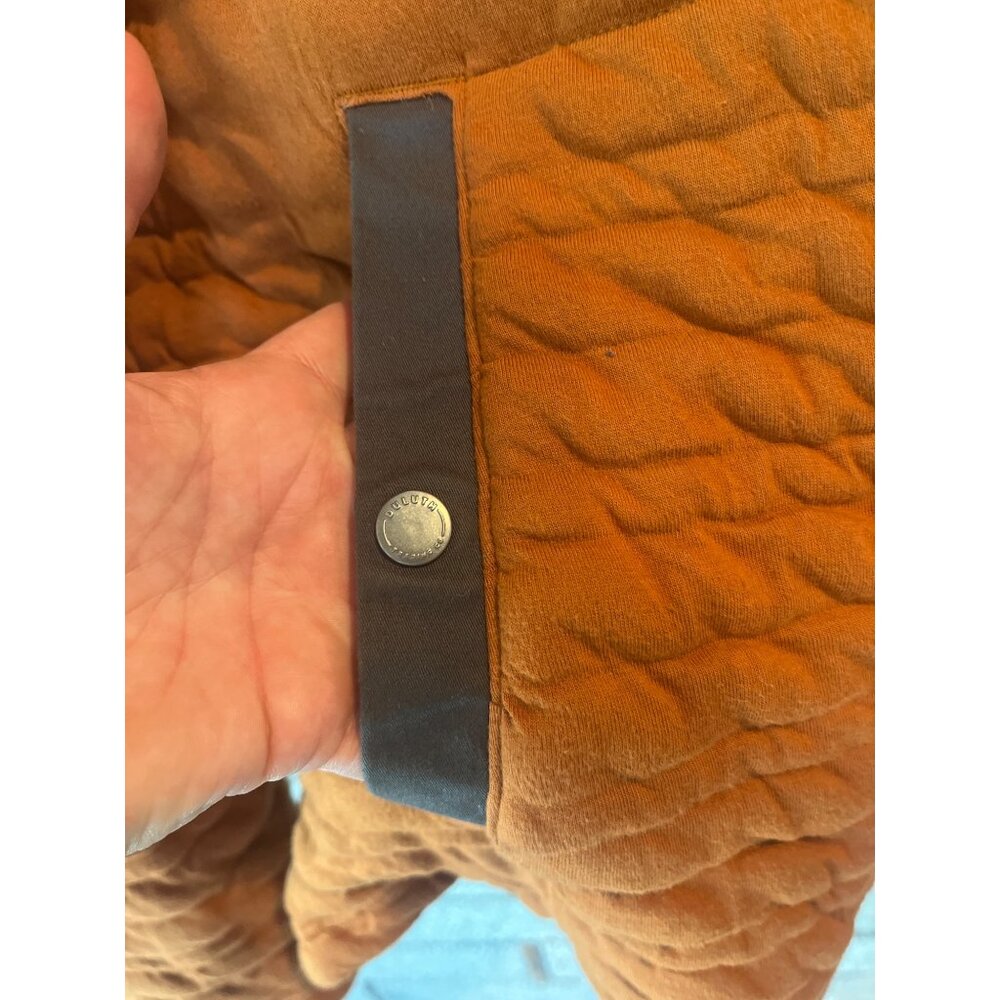 Duluth Pullover - Picture 3 of 6